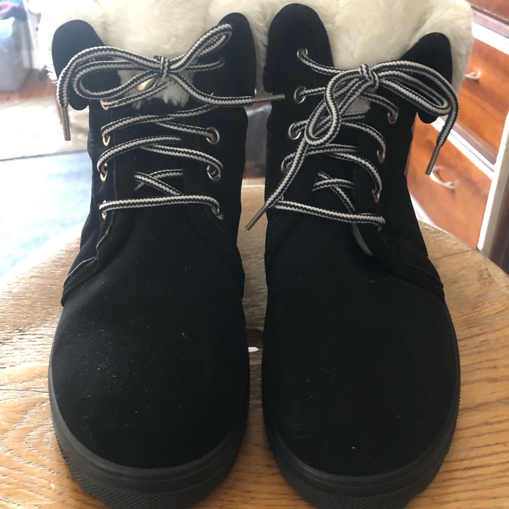 UGG Fleece Boots Size 8